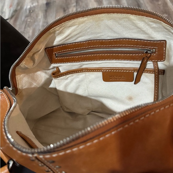 Michael Kors Astor Purse - Picture 10 of 10